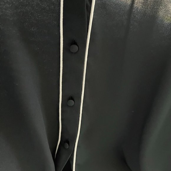 Black and cream blouse - Picture 2 of 2